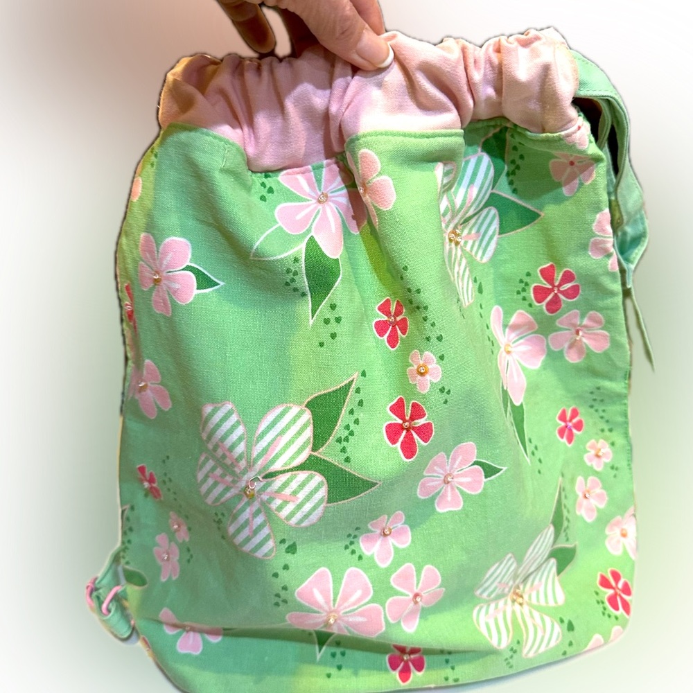 VTG FLORAL PRINT BACKPACK DITTY BAG 100% COTTON OUTTER 100% NYLON INNER SCHOOL